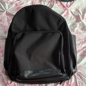 Beis Black “The Backpack”